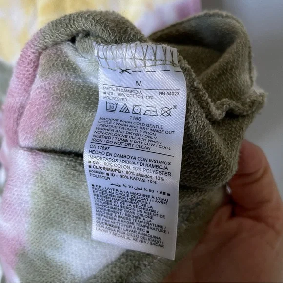 Old Navy Tye Dye Tank Top - Picture 5 of 5